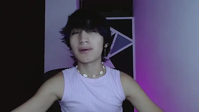 littlextreme online show from February 10, 3:16 am