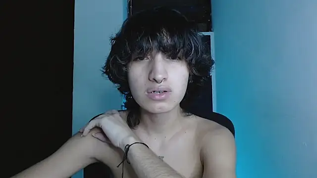 littlextreme online show from May 31, 1:33 am
