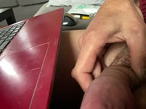 Snapshot of juicyprecumboy chatting on December 3, 1:27 pm juicyprecumboy online show from December 3, 1:27 pm