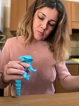 DaisyVibesss online show from January 17, 9:39 am