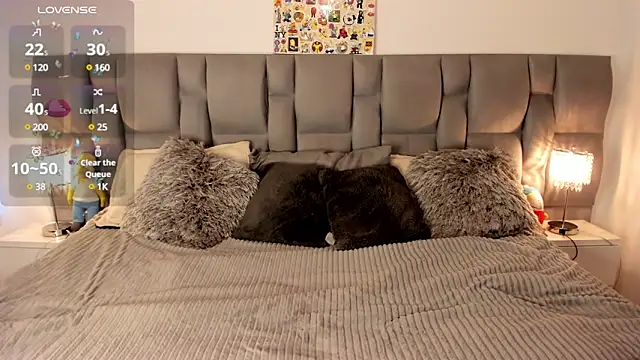 Nickytouse online show from March 19, 11:03 pm