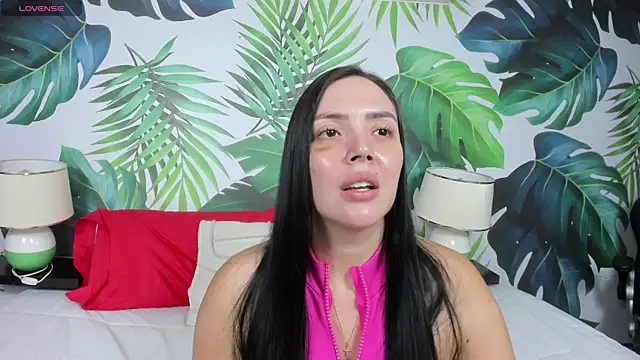 Snapshot of brianna_196 chatting on November 29, 7:25 pm brianna 196 online show from November 29, 7:25 pm