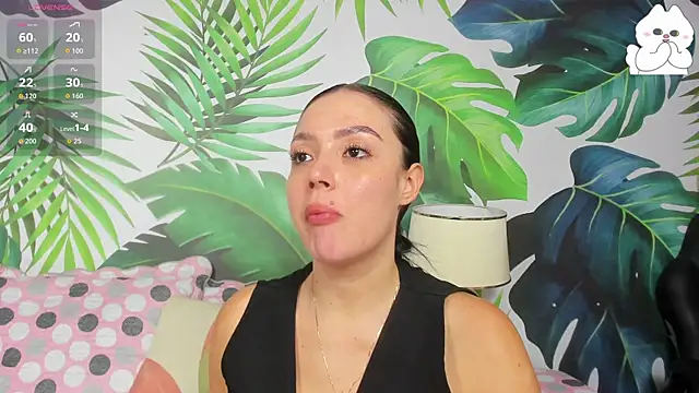 Snapshot of brianna_196 chatting on November 6, 9:08 pm brianna 196 online show from November 6, 9:08 pm