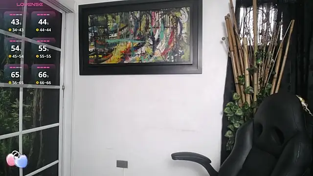brianna 196 online show from June 3, 7:51 pm