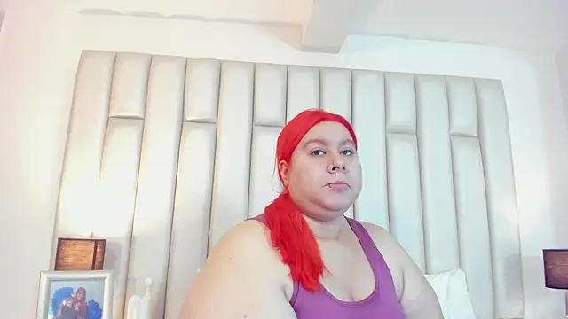 aandreaperez online show from October 28, 11:42 am