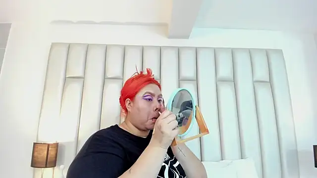 aandreaperez online show from November 8, 12:42 pm