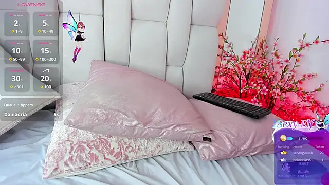 kylie sexy2000 online show from February 7, 7:17 pm