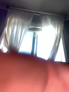 Hugetings online show from March 1, 3:23 pm