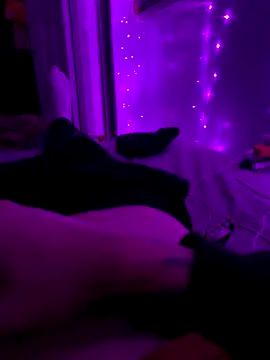 Hugetings online show from December 21, 12:40 pm