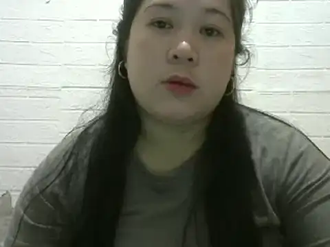 Snapshot of hotsexylyn chatting on February 28, 12:09 pm hotsexylyn online show from February 28, 12:09 pm