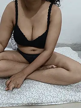 Rubyrosemumbai online show from June 25, 5:29 pm