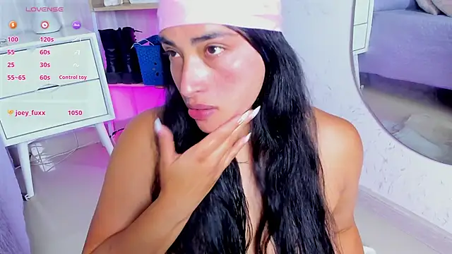 Snapshot of Kirara_22 chatting on July 5, 7:43 pm Kirara 22 online show from July 5, 7:43 pm