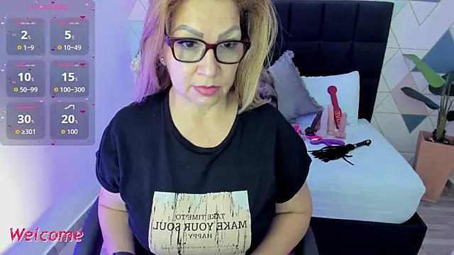 gisela27 online show from October 24, 2:05 pm