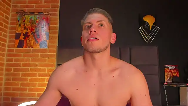 SebastianMaximoff online show from March 8, 5:43 pm