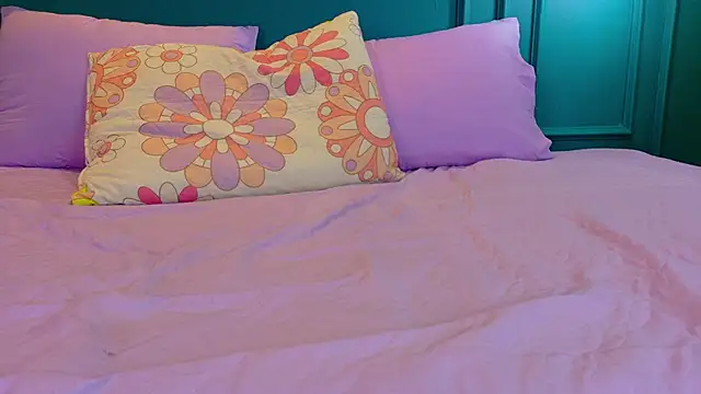 ale cam online show from March 15, 3:52 pm