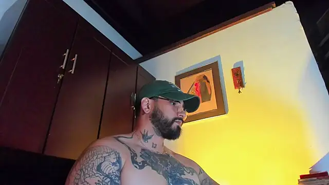 CamiloGray  online show from May 20, 2:58 pm