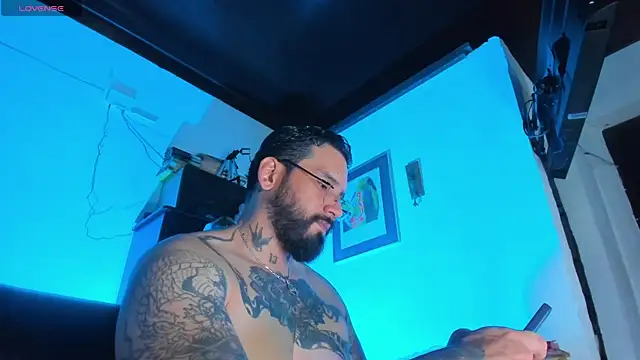 CamiloGray  online show from October 24, 2:27 pm