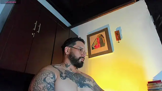CamiloGray  online show from May 7, 3:37 pm