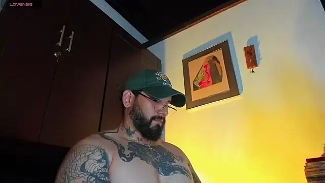 CamiloGray  online show from April 15, 3:27 pm