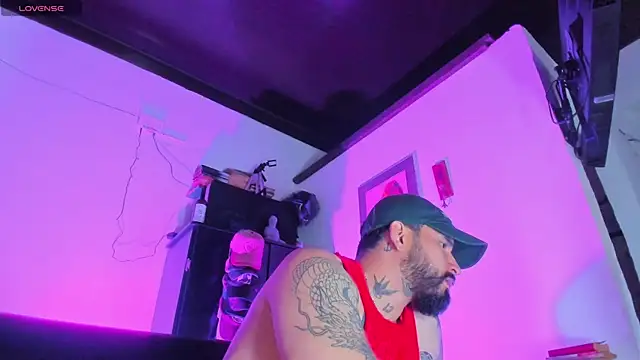 CamiloGray  online show from October 15, 1:52 pm