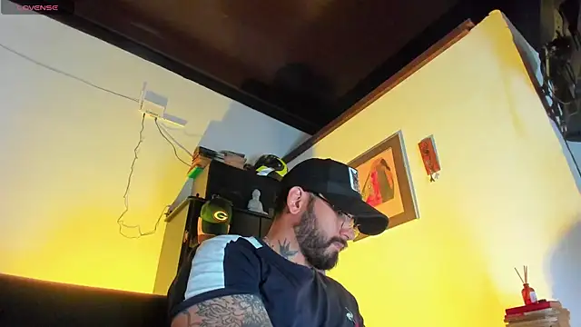 CamiloGray  online show from December 2, 1:57 pm