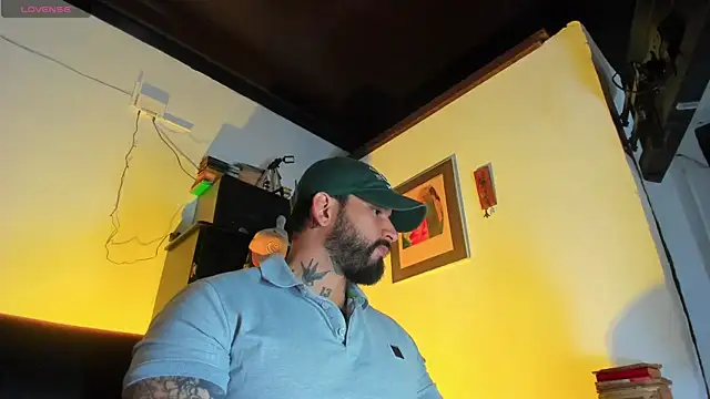 CamiloGray  online show from October 31, 2:02 pm