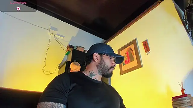 CamiloGray  online show from November 28, 3:45 pm