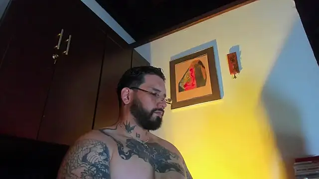 CamiloGray  online show from May 19, 2:35 pm