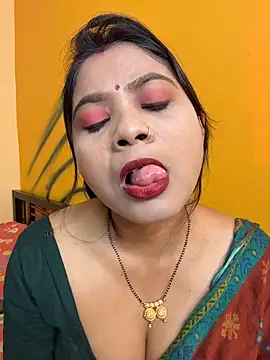 wow-wow-sexy online show from March 19, 6:19 pm