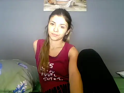 Snapshot of And7770 chatting on January 15, 6:11 pm And7770 online show from January 15, 6:11 pm