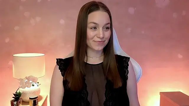 MilaFleur online show from May 30, 2:23 pm