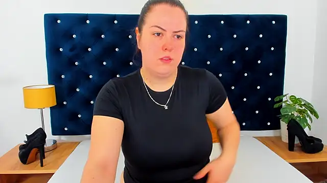 EvaLick online show from March 3, 7:15 am