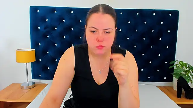 EvaLick online show from February 19, 7:27 am