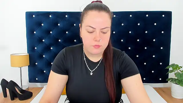 EvaLick online show from October 27, 6:36 am