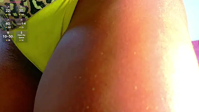 hornyhousekeeper  online show from November 18, 12:52 pm