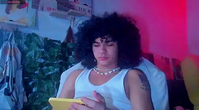 sweetvond  online show from March 3, 6:52 am