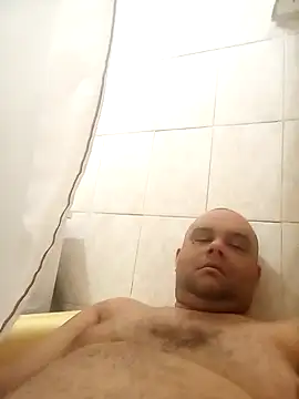 xanderr80 80 online show from January 1, 4:39 am