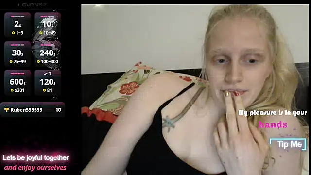 VeronicaJoyful online show from November 8, 11:08 pm