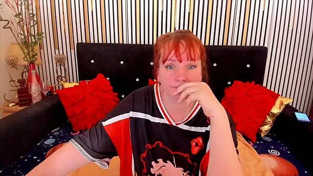 SinFulTitsDD online show from February 17, 1:19 pm