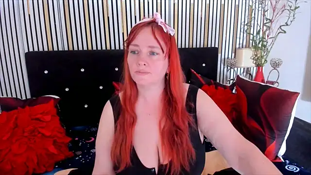 Snapshot of SinFulTitsDD chatting on April 24, 12:51 pm SinFulTitsDD online show from April 24, 12:51 pm