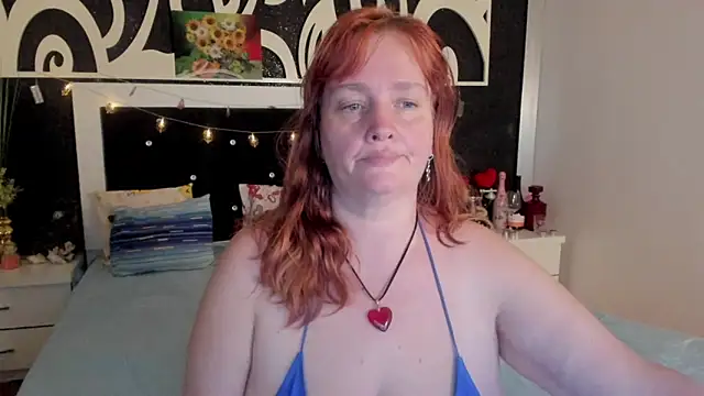 Snapshot of SinFulTitsDD chatting on January 26, 9:51 pm SinFulTitsDD online show from January 26, 9:51 pm