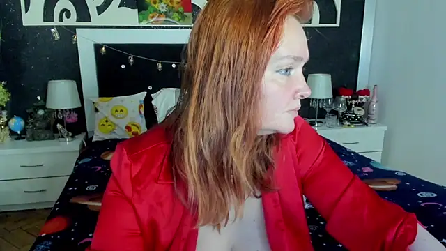 Snapshot of SinFulTitsDD chatting on February 20, 8:36 pm SinFulTitsDD online show from February 20, 8:36 pm