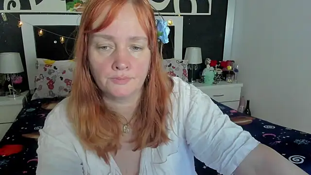 Snapshot of SinFulTitsDD chatting on February 24, 2:15 pm SinFulTitsDD online show from February 24, 2:15 pm