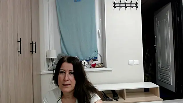 increible della online show from May 8, 5:17 pm