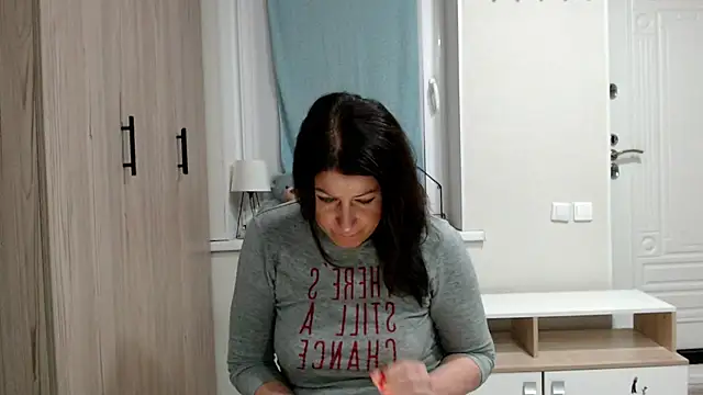 increible della online show from May 15, 9:13 pm