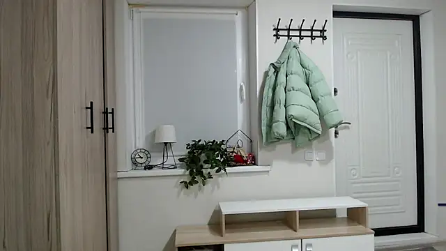 increible della online show from November 28, 8:53 pm