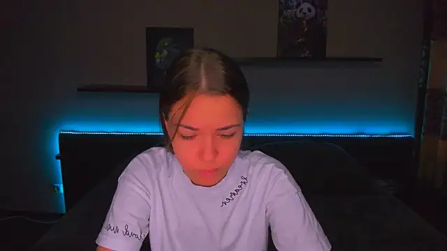 AlexaBarkley online show from March 6, 12:38 am