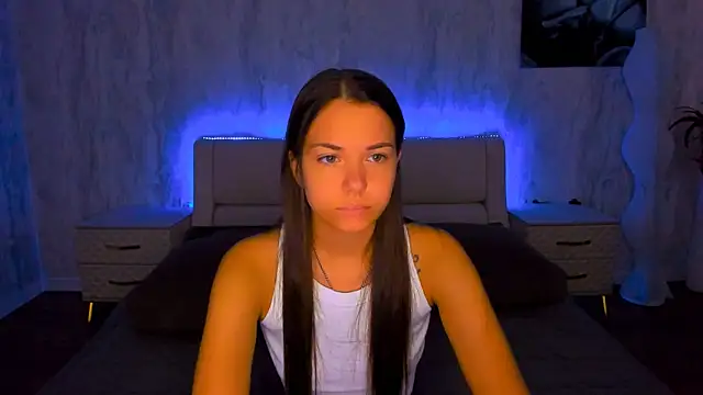 Snapshot of AlexaBarkley chatting on July 13, 12:21 am AlexaBarkley online show from July 13, 12:21 am