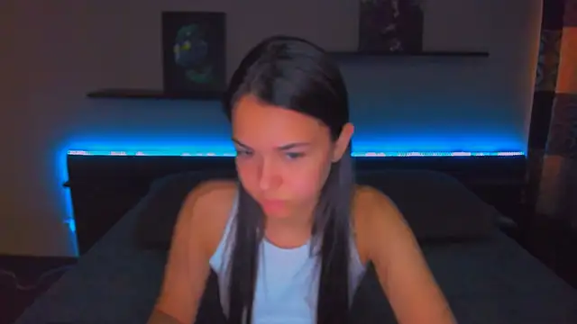 Snapshot of AlexaBarkley chatting on June 23, 12:30 am AlexaBarkley online show from June 23, 12:30 am