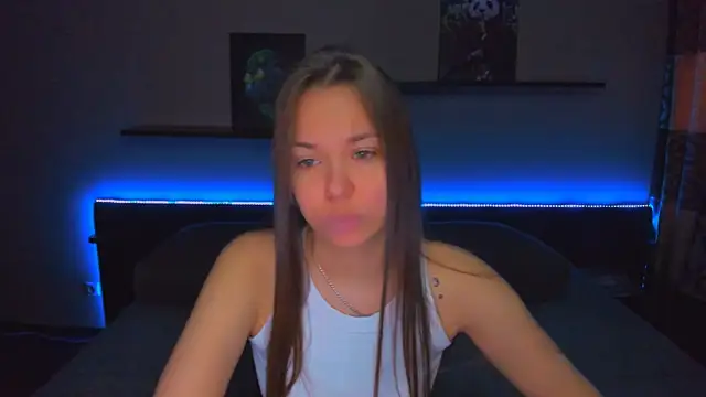 AlexaBarkley online show from April 2, 12:40 am